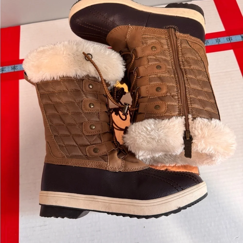 totes stylish quilted